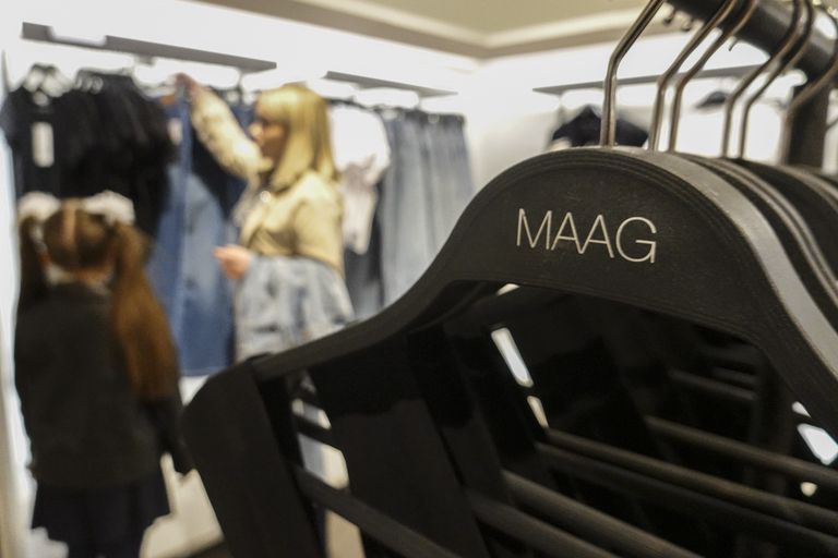 Un nouveau magasin de la chaîne de vêtements MAAG a ouvert ses portes à Moscou.